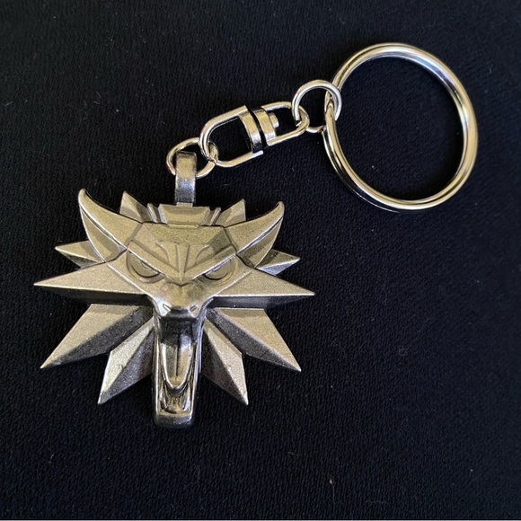 The Witcher 3 Wild Hunt PS4 Schlussselanhanger Promo KeyChain - Picture 1 of 5